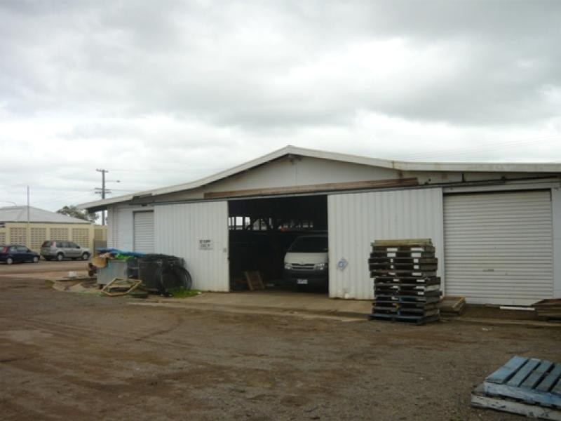 922 Ingham Road, Townsville City QLD 4810