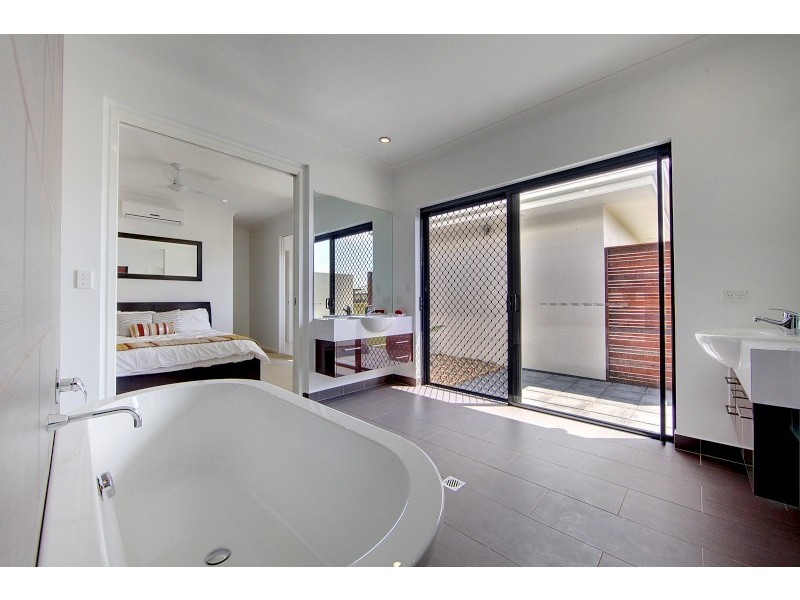 40 Bonnet Road, Mount Low QLD 4818