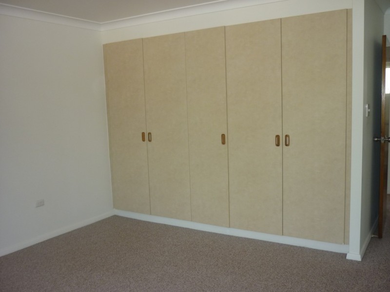 2/139 Mitchell Street, North Ward QLD 4810