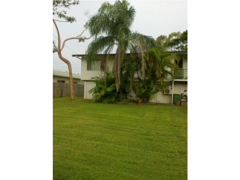 26 Davies Street, Mount Louisa QLD 4814