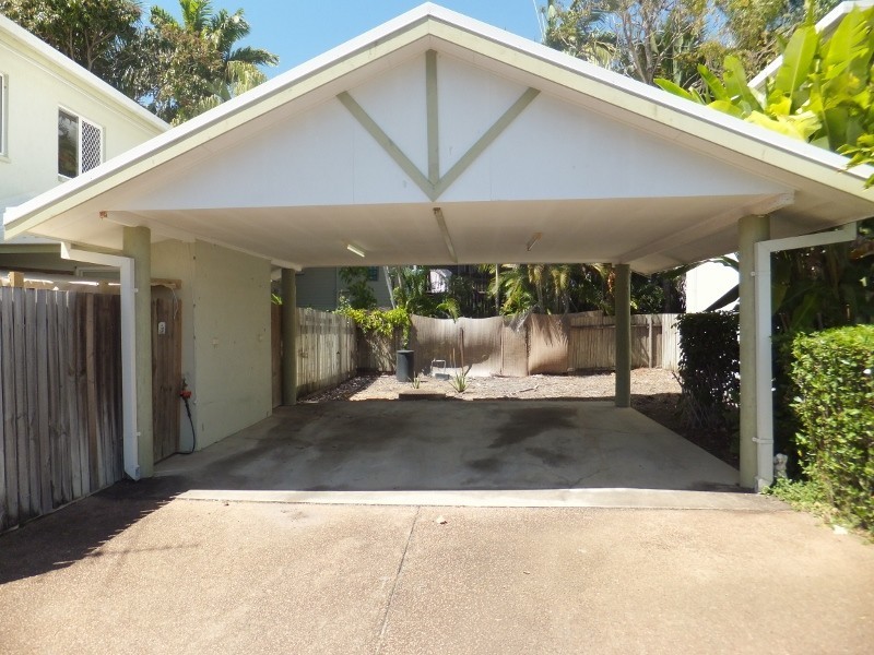 2/94 First Avenue, Railway Estate QLD 4810