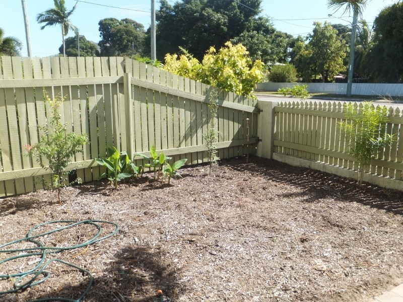 2/94 First Avenue, Railway Estate QLD 4810