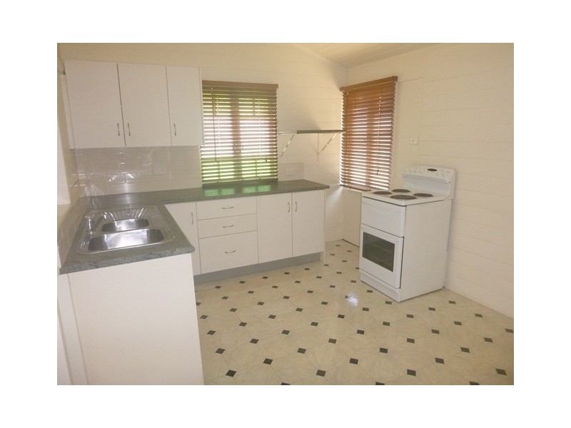 3 Ethel Street, Hyde Park QLD 4812