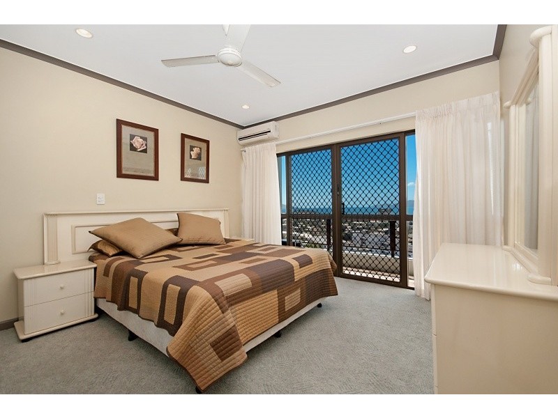 17/7 Hale Street, North Ward QLD 4810