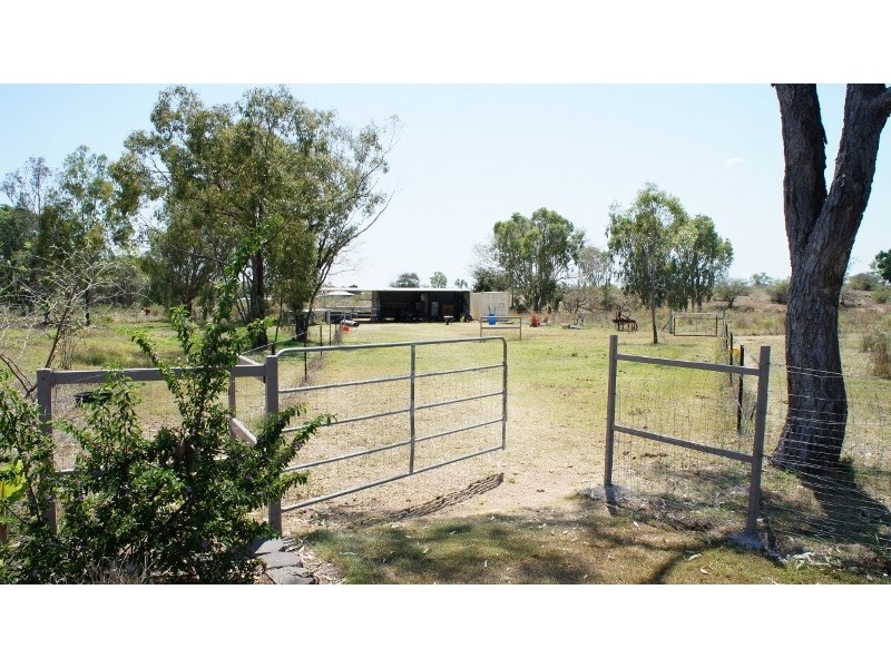 23 Hutson, Charters Towers QLD 4820