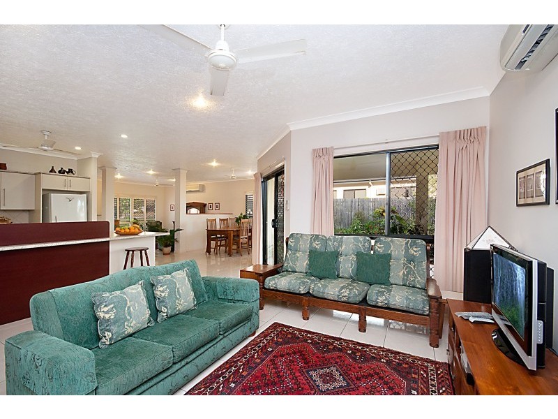 30 Knox Court, Mount Louisa QLD 4814