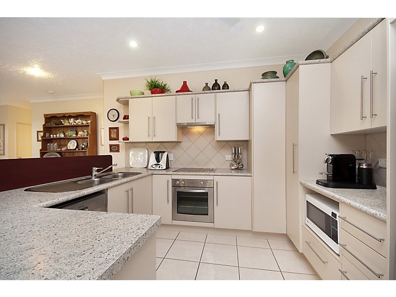 30 Knox Court, Mount Louisa QLD 4814