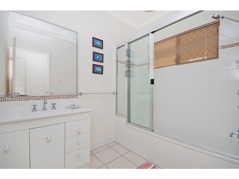 30 Knox Court, Mount Louisa QLD 4814