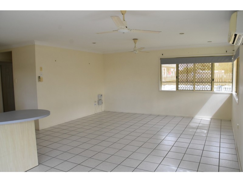 1 Camira Avenue, Cranbrook QLD 4814