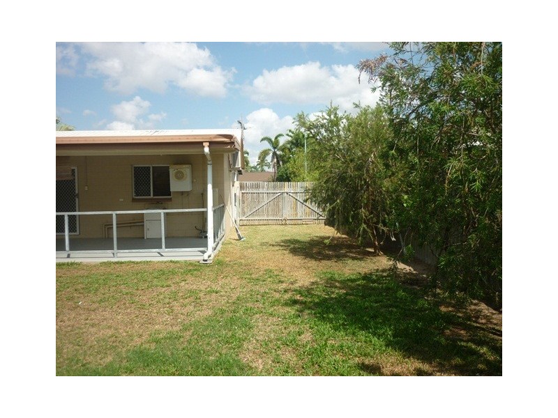 85 Wattle Street, Cranbrook QLD 4814