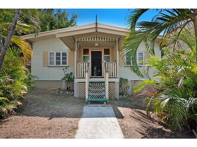 7 Carter Street, North Ward QLD 4810