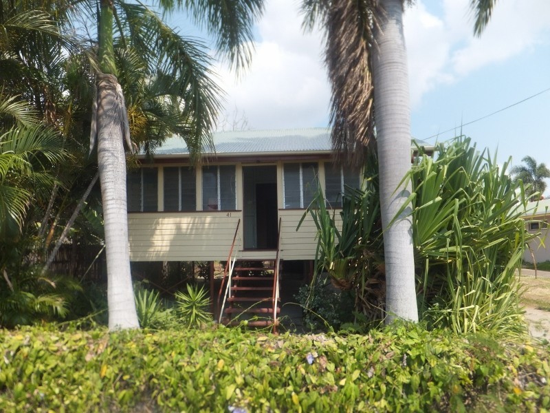 41 Ford Street, Hermit Park QLD 4812