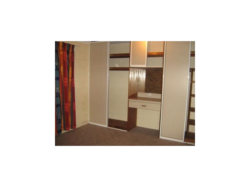 2/16 Margaret Street, West End QLD 4810