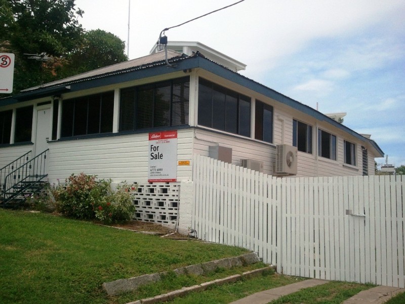 5 Jones Street, Townsville City QLD 4810