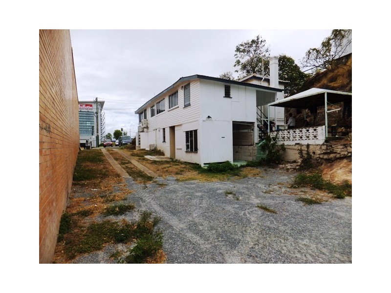 5 Jones Street, Townsville City QLD 4810