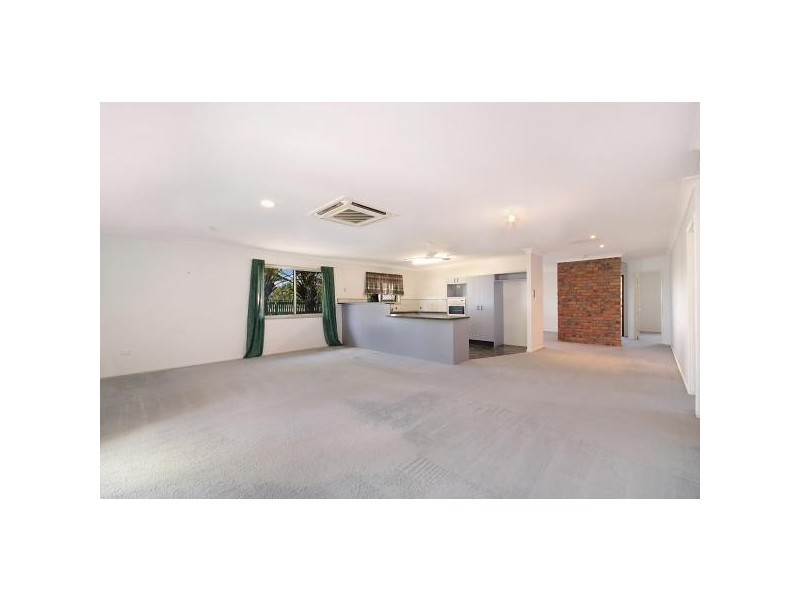 5 Tomkins Street, Cluden QLD 4811