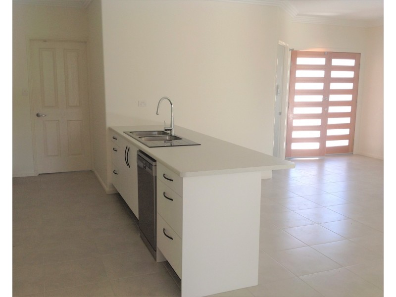 37 Lakeland Boulevard, Idalia QLD 4811