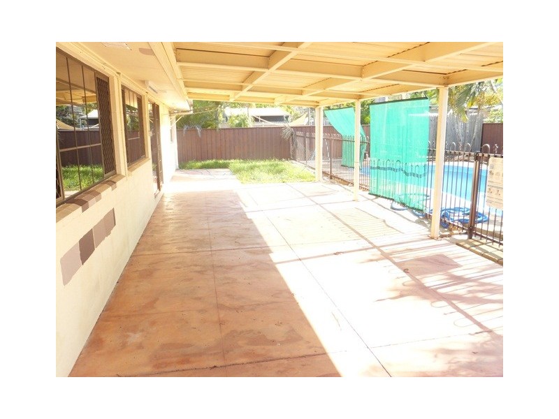 5 Buchanan Street, Mount Louisa QLD 4814