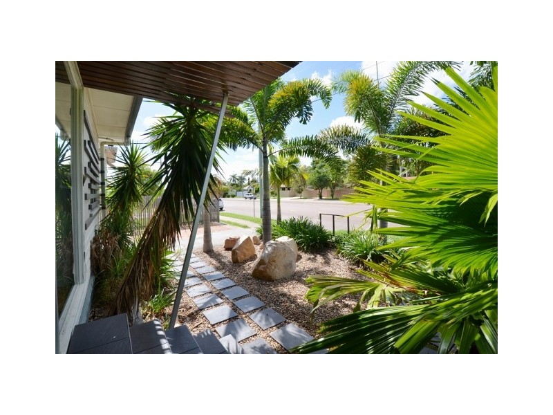 597 ROSS RIVER ROAD, Kirwan QLD 4817