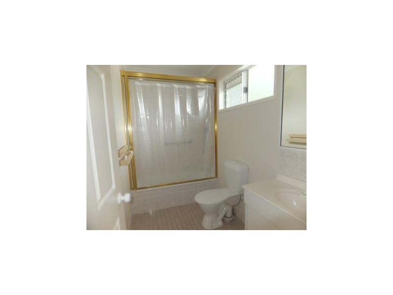 2/94 First Avenue, Railway Estate QLD 4810