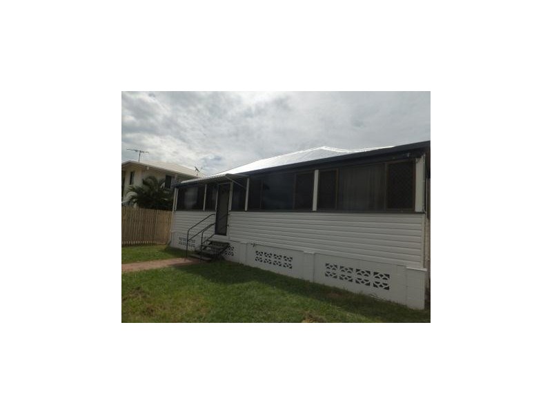 15 Camp Street, Mundingburra QLD 4812