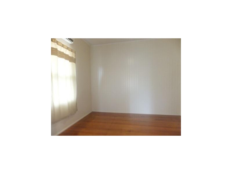 15 Camp Street, Mundingburra QLD 4812