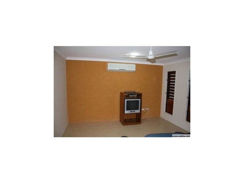 6 Chaimberlane Place, Kirwan QLD 4817