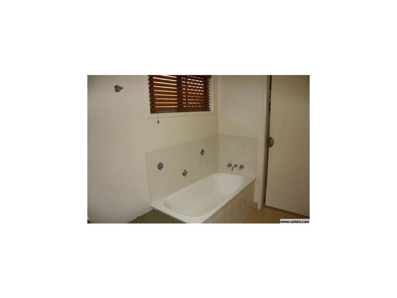 6 Chaimberlane Place, Kirwan QLD 4817