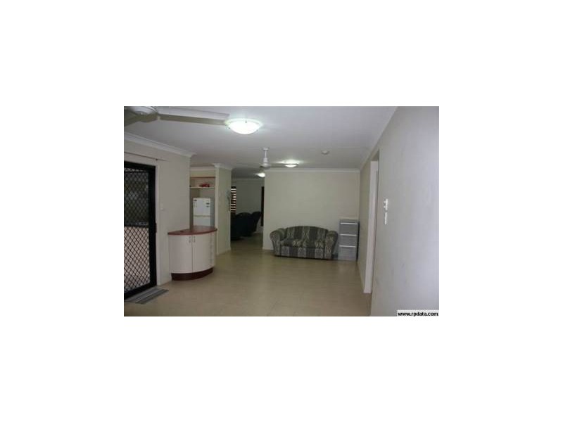 6 Chaimberlane Place, Kirwan QLD 4817