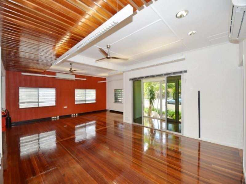 597 Ross River Road, Kirwan QLD 4817