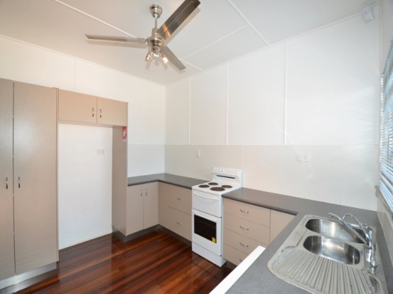 597 Ross River Road, Kirwan QLD 4817