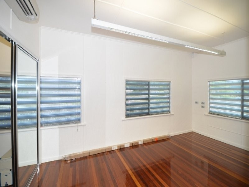 597 Ross River Road, Kirwan QLD 4817