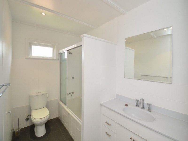 597 Ross River Road, Kirwan QLD 4817