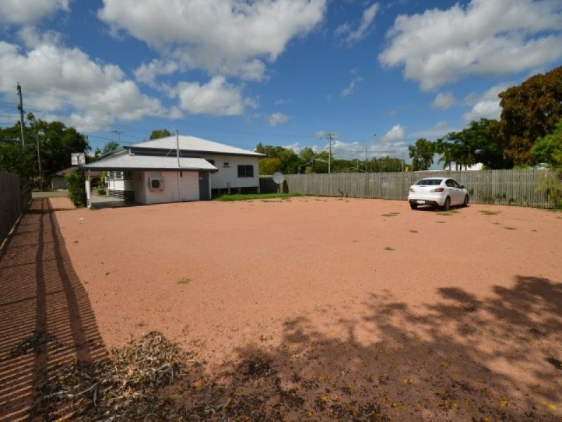 597 Ross River Road, Kirwan QLD 4817