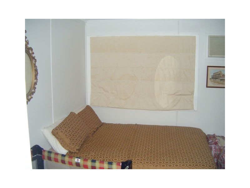 60 Nelson Street, South Townsville QLD 4810