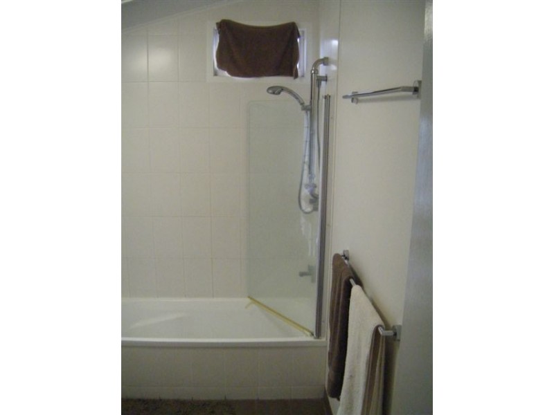 60 Nelson Street, South Townsville QLD 4810