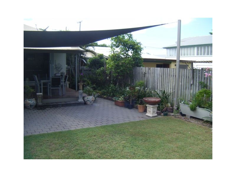 60 Nelson Street, South Townsville QLD 4810