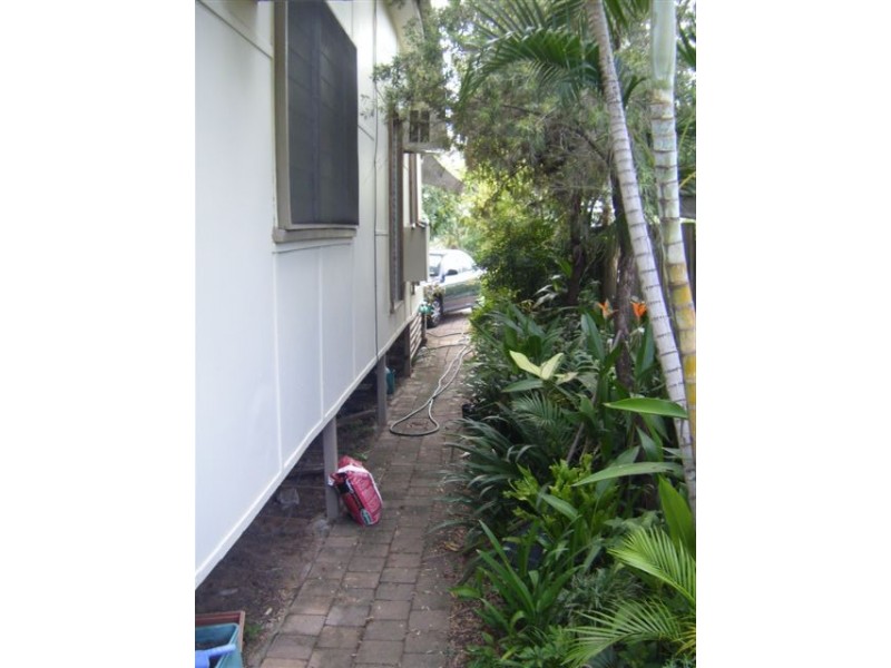 60 Nelson Street, South Townsville QLD 4810