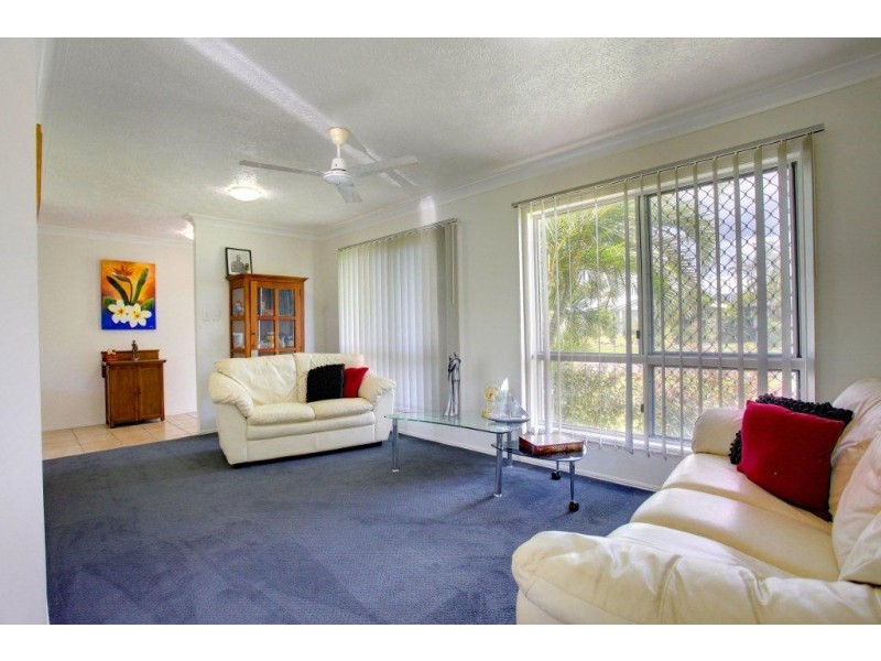 20 Colchester Cres, Kirwan QLD 4817