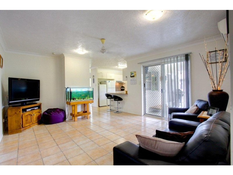 20 Colchester Cres, Kirwan QLD 4817