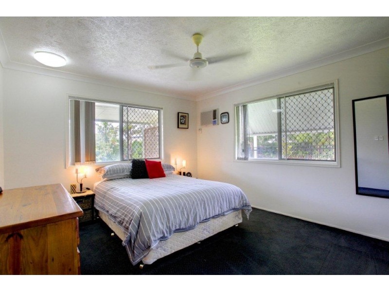 20 Colchester Cres, Kirwan QLD 4817