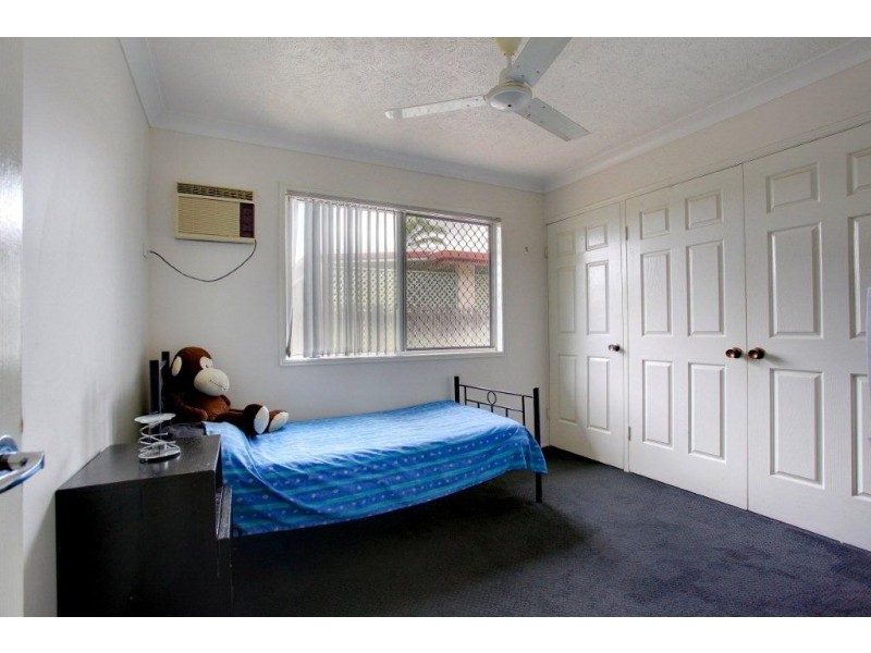 20 Colchester Cres, Kirwan QLD 4817