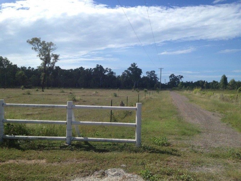 Lot 4 12 CLIFFORD AVE, Yabulu QLD 4818