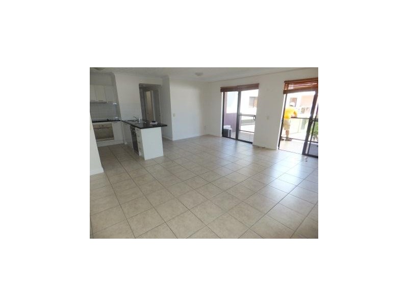 100 Ninth Avenue, Railway Estate QLD 4810