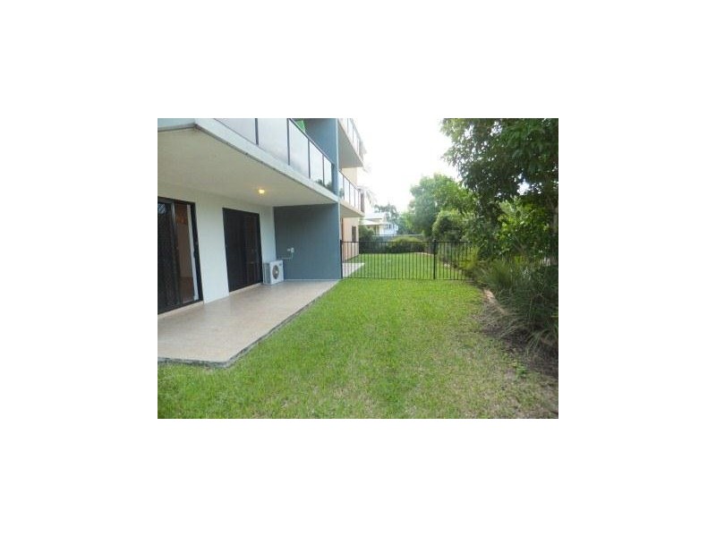 100 Ninth Avenue, Railway Estate QLD 4810