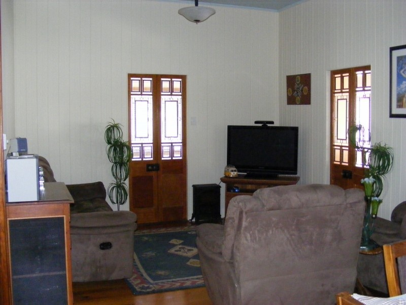 34 Cook Street, North Ward QLD 4810