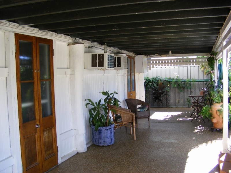 34 Cook Street, North Ward QLD 4810