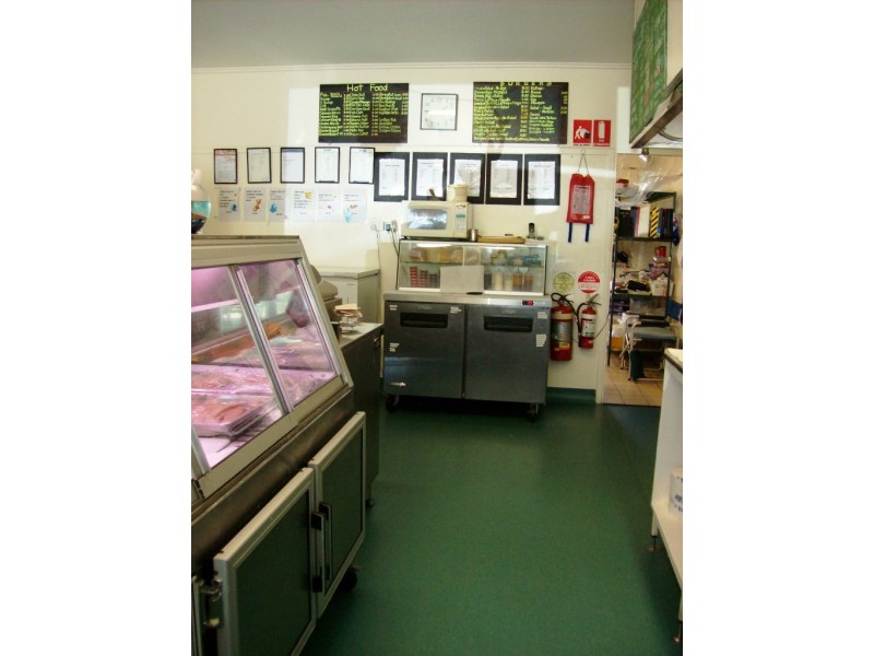 Shop 2- 74 Mooney Street, Gulliver QLD 4812