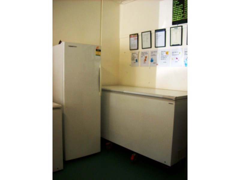 Shop 2- 74 Mooney Street, Gulliver QLD 4812