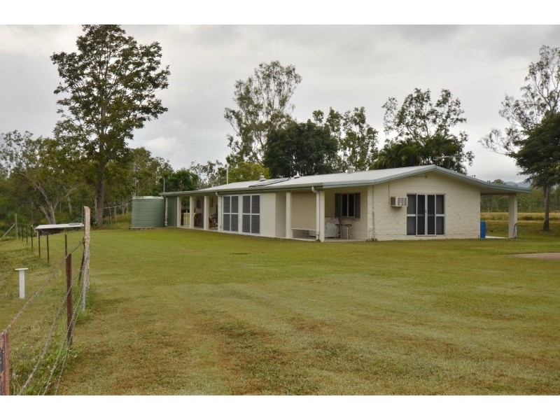 122 Page Road, Hervey Range QLD 4817